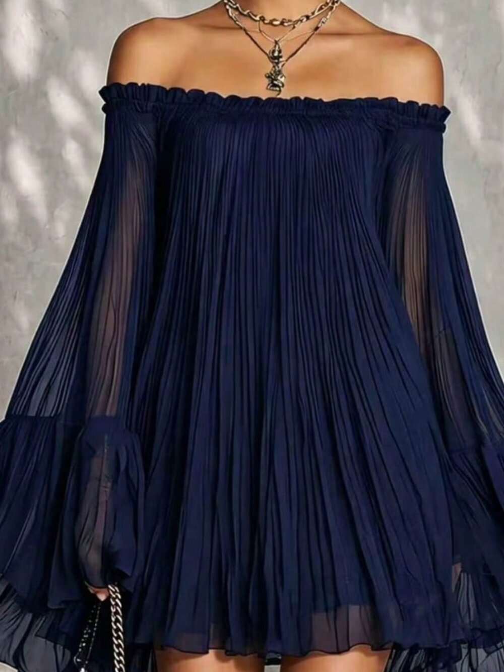 Blue Elegant Women's Off-Shoulder Backless Pleated Sleeve Dress - Picture 3 of 3